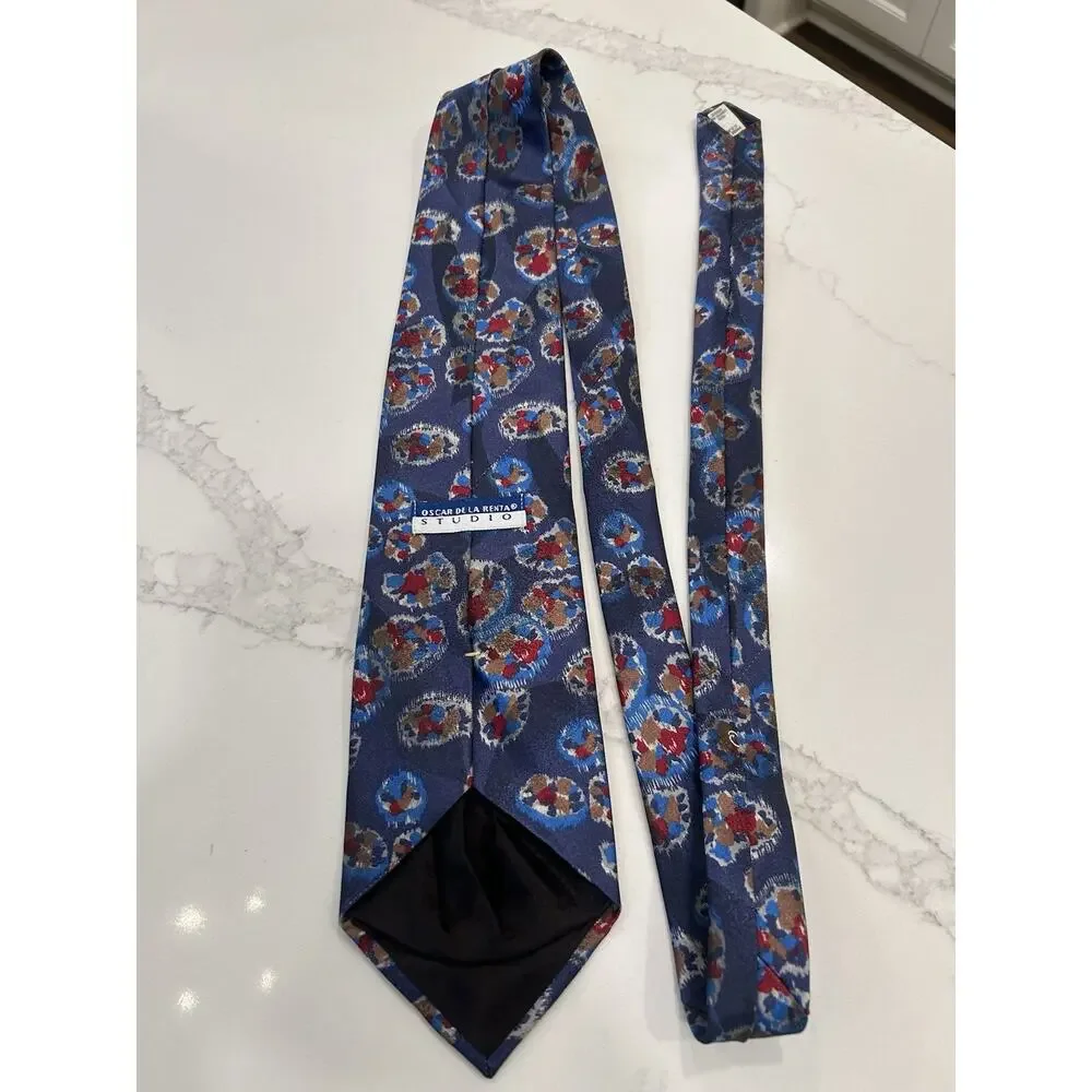 Oscar De La Renta Men’s Necktie Blue‎ 3.75” Silk Blend Geometric Logo Vtg Tie